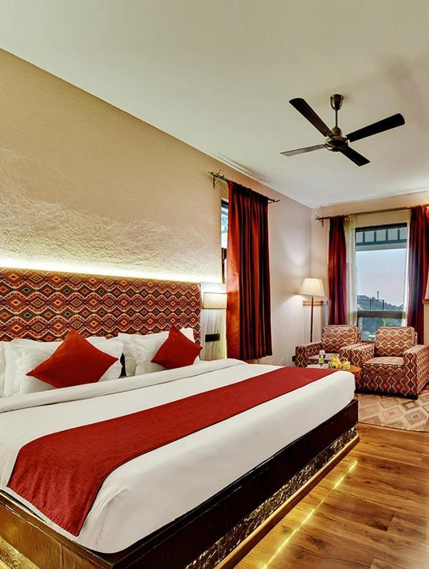 Tiaraa Jujurana Resort & Spa Dharamshala Exterior foto