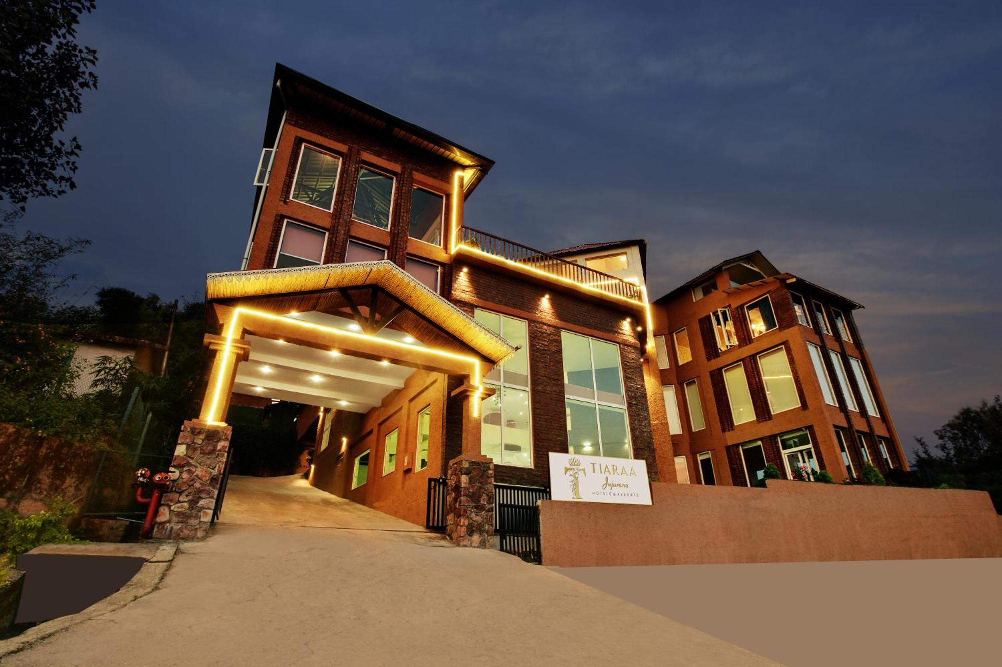 Tiaraa Jujurana Resort & Spa Dharamshala Exterior foto